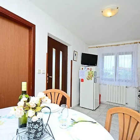 Fuer 5 Personen Ca 48 Qm In Premantura, Istrien Istrische Riviera Apartment *