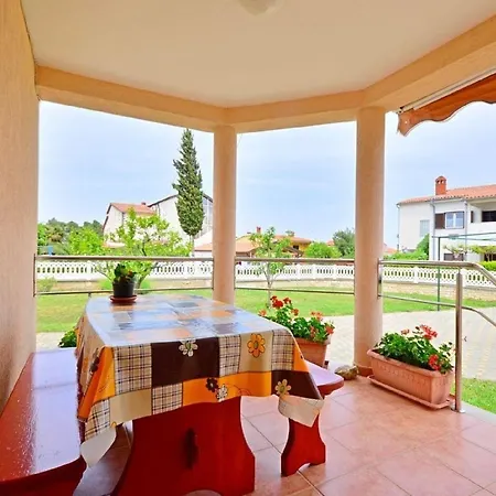 Fuer 5 Personen Ca 48 Qm In Premantura, Istrien Istrische Riviera Apartment Premantura